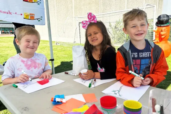 Students Work With Arts and Crafts